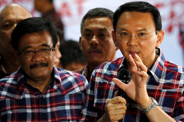 Majelis Hakim Pengadilan Negeri Jakarta Utara menjatuhkan vonis dua tahun penjara kepada terdakwa penistaan agama, Basuki Tjahaja Purnama alias Ahok.