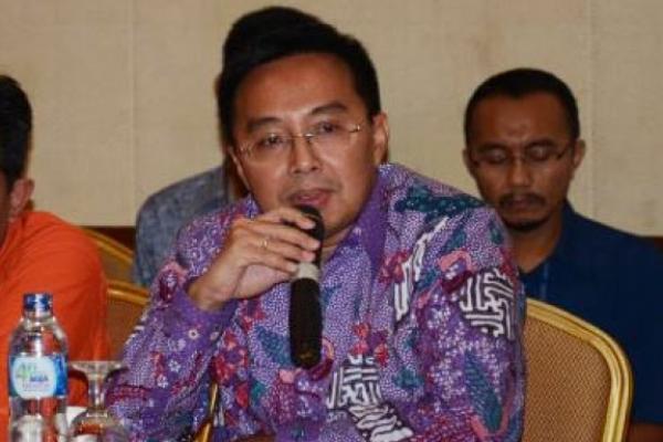 Terkait isu Pondok Pesantren rawan disusupi doktrin radikalisme, Bobby menyampaikan hal itu bukan menjadi prioritas dalam Daftar Inventaris Masalah (DIM) pembahasan revisi UU Terorisme