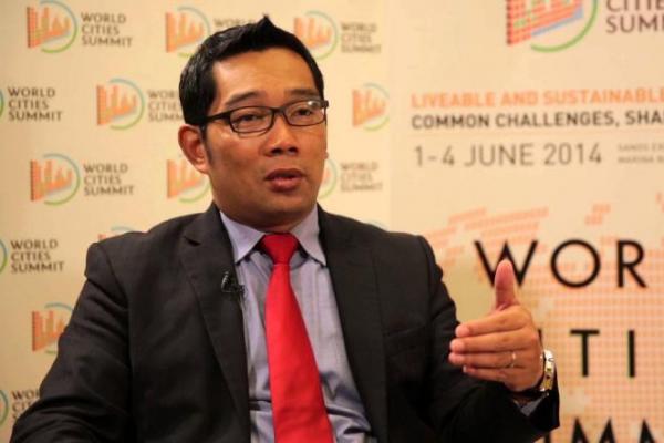 Dinamika jelang Pilkada Jawa Barat 2018 kian menarik. Walikota Bandung Ridwan Kamil (RK) yang diperkirakan sudah menjadi “kartu mati,” ternyata mencoba bangkit kembali. Posisinya bahkan kembali menguat.