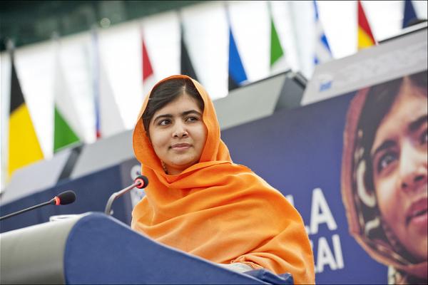 Kekerasan yang dilancarkan oleh militer Myanmar itu, menurut Malala, mengancam keselamatan anak-anak tak berdosa.