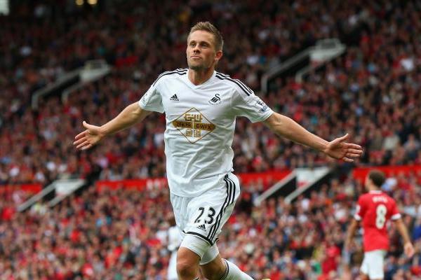 Sigurdsson menenggelamkan nama-nama raja assist yang sebelumnya terkenal dari liga Spanyol, seperti Cesc Fabregas atau Mesut Ozil.