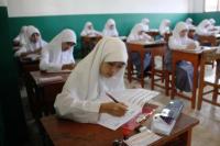 423.801 Siswa Ikuti Ujian Nasional Madrasah Aliyah