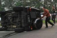 Kejar Rombongan Jokowi, Mobil Paspampres Kecelakaan
