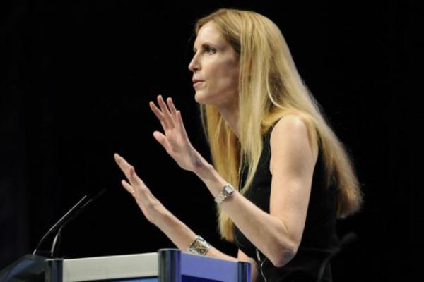 Komentator Konservatif, Ann Coulter rencananya akan melakukan pidato anti-imigrasi minggu depan di University of California, Berkeley