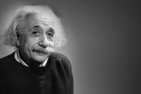 Dalam surat yang dijual pada Rabu (5/12) tercantum tahun 1954 dan ditulis dalam bahasa Jerman untuk filsuf Eric Gutkind, Einstein mengatakan,  tidak percaya pada Tuhan.