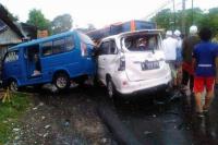 Kecelakaan di Tol Jakarta-Cikampek Telan Lima Korban