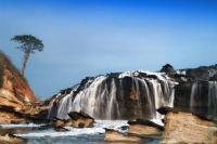 Dua Pemancing Hilang di Pantai Karang Taraje