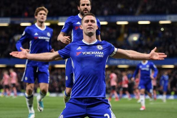 Bek Crystal Palace Gary Cahill telah mengkonfirmasi kepergiannya dari klub Liga Premier.