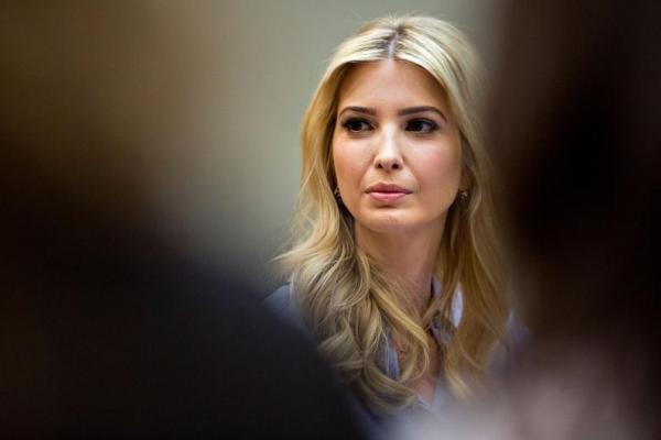 Ivanka mengunjungi Korea Selatan sebagai perwakilan dari Amerika Serikat untuk bertemu dengan pemimpin Korsel