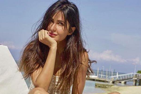 Setelah sekian tahun bergelut di dunia entertainment aktris ternama Bollywood Katrina Kaif akhrinya memutuskan untuk buat akun Instagram