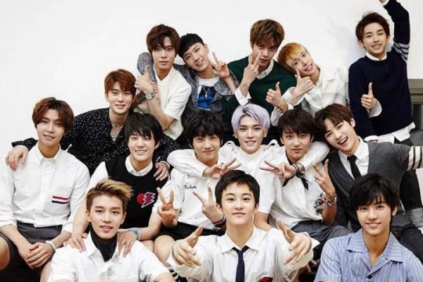 Netizen dibuat heboh karena secara tiba-tiba twitter boyband yang sedang hit saat ini yakni NCT tiba-tiba mengaktifkan fitur DM (pesan pribadi)