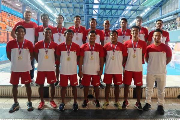 Timnas Polo air putra mengincar medali emas di Sea Games Kuala Lumpur Agustus mendatang.