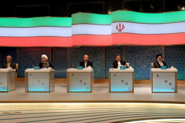 Enam kandidat presiden Iran kembali perkumpul dalam debat lanjutan calon presiden yang berlangsung pada (9/5). Tema debat ini dimeriahkan dengan isu-isu ekonomi yang ditayangkan secara langsung di TV nasional pada Jumat (12/5) malam.