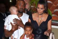 Kim Kardashian dan Kanye West Bercerai, Benarkah?