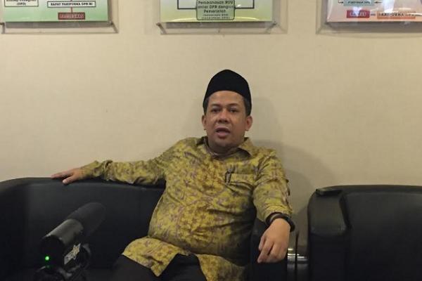 Fahri mengaku, tidak ada urusan dengan kasus suap pajak yang menyeret adik ipar Presiden Jokowi itu.