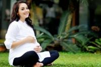 Stretch Mark pada Ibu Hamil Disebabkan Faktor Ini