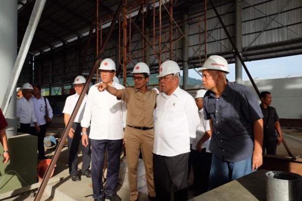 Precast dianggap memiliki keunggulan lebih terstandarisasi secara kualitas dan aman digunakan.