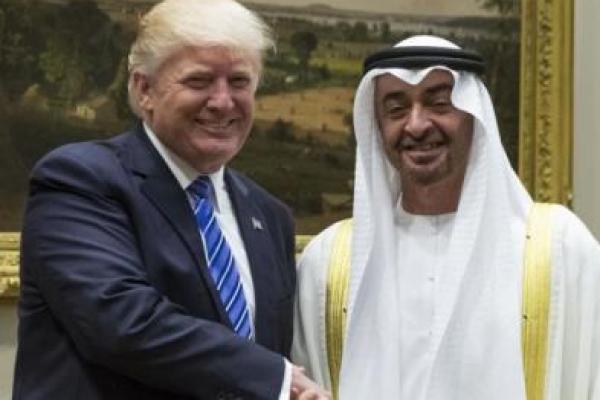 Presiden Amerika Serikat (AS) Donald Trump dan Putra Mahkota Mohamed bin Zayed Al Nahyan mengadakan pertemuan di Abu Dhabi, pada Selasa (16/5).