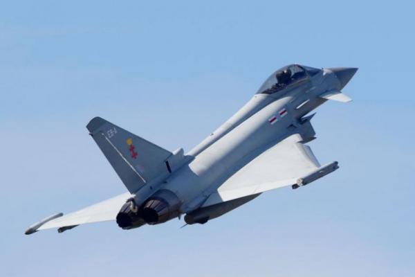 Dua Jet Typhoon dikerahkan dari RAF Lossiemouth pagi ini untuk menanggapi pesawat Rusia yang memasuki kawasan negara tersebut