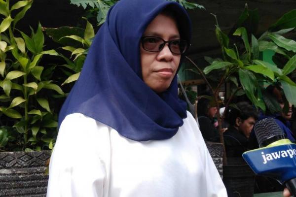 Direktur Jenderal (Dirjen) Perdagangan dalam Negeri, Tjahja Widayanti mengungkapakan akan terus melakukan Operasi Pasar lebaran hingga harga bawang putih ditingkat eceran dipastikan normal.