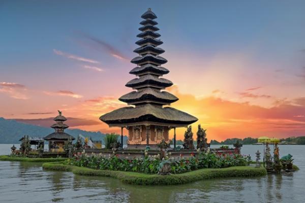 Perkembangan sektor perekonomian Provinsi Bali saat ini sedang meningkat. Berdasarkan data BPS perekonomian Bali tumbuh di angka 6,35 persen, dengan catatan pertumbuhan tertinggi terdapat pada lapangan usaha kategori F (konstruksi) sebesar 10,44 persen.