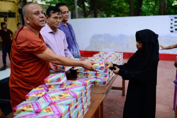 Hal ini dimaksudkan sebagai bentuk penegasan semangat toleransi keberagamaan di Bangladesh.