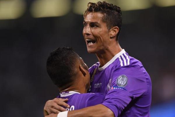 Ronaldo alias CR7 mencetak sejarah dengan menjadi pesepakbola pertama yang mencetak gol pada tiga laga final Liga Champions UEFA.