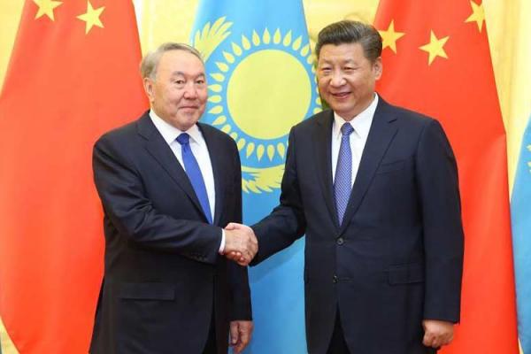 Presiden China Xi Jinping beserta sekutunya Presiden Kazakhstan Nursultan Nazarbayev berharap kerjasama antara kedua negara dapat membantu membuka kembali jalur perdagangan (jalur sutra) kuno
