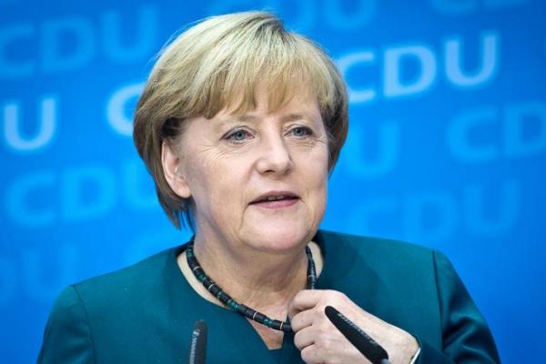 Merkel menekankan bahwa kesimpulan dari KTT UE mencakup jaminan bagi hubungan masa depan Inggris dengan blok itu.