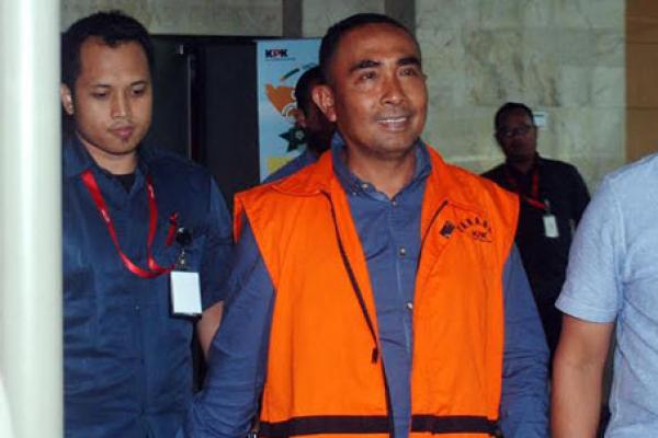 Terdakwa Samsu dinilai terbukti secara sah dan meyakinkan menyuap Akil Mochtar sejumlah Rp 1 miliar untuk mengurus sidang perselisihan hasil Pilkada Buton.