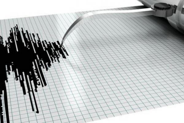 Badan Meteorologi, Klimatologi, dan Geofisika (BMKG) melaporkan terjadinya gempa berkekuatan 6,3 Skala Richter (SR) yang berpusat di Samudera Hindia.