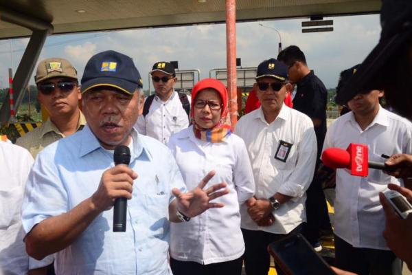 Menteri Basuki mengingatkan agar tidak ada proyek infrastruktur mangkrak di tengah jalan terutama yang masuk dalam Program Strategis Nasional (PSN).