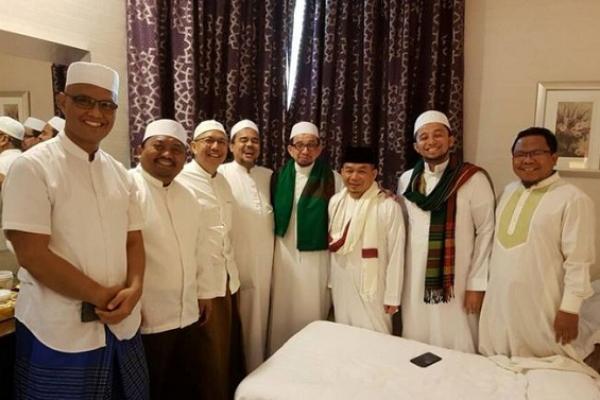 Kewaspadaan terhadap gerakan komunis dan bangkitnya Partai Komunis Indonesia (PKI) salah satu pembahasan dalam pertemuan elite PKS dan Rizieq Shihab di Arab.