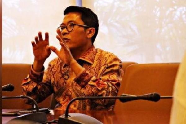 Tim Kuasa DPR RI diwakili Anggota Komisi XI DPR RI Mukhamad Misbakhun memberikan keterangan dalam Sidang Pleno Perkara 41/PUU-XVIII/2020 perihal Pengujian Undang-Undang Nomor 6 Tahun 1983 tentang UU KUP.