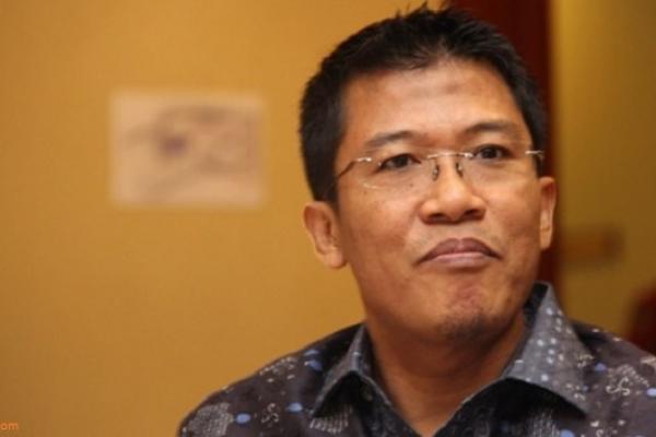 Operasi Tangkap Tangan (OTT) yang dilakukan KPK dan Polri memiliki perbedaan. Bagaimana perbedaan OTT yang dilakukan KPK dengan Polri menurut Pansus Hak Angket KPK?