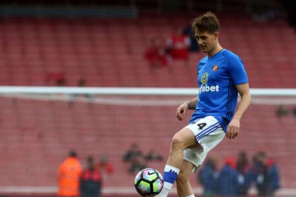 Manchester United dikabarkan bersepakat dengan Real Sociedad untuk menjual pemain sayapnya Adnan Januzaj