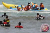 Waspada, Gelombang Tinggi Pantai Selatan Jabar-DIY