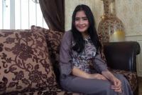  Yuks Intip Gaya Berlebaran Prilly Latuconsina