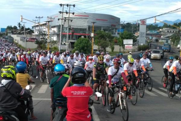 Ini menjadi kesempatan yang baik kepada masyarakat Manokwari dalam rangka mempromosikan wisata olahraga melalui event ini.