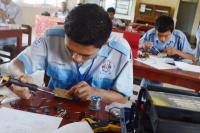 Jalan Berbatu "Link and Match" SMK-Industri