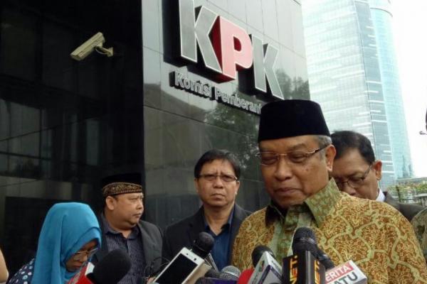 Ketua Umum PBNU Said Aqil Siroj mengajak publik untuk percaya penuh terhadap Panita Seleksi (Pansel) Calon Pimpinan (Capim) Komisi Pemberantasan Korupsi (KPK).