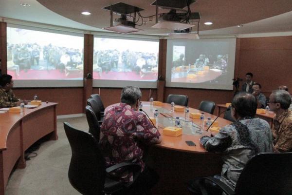 Mudah-mudahan kedepannya Palopo akan menjadi Pusat Unggulan Inovasi yang berbasis pada rumput laut, kata Menristekdikti.