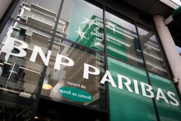 Pada Januari, seorang mantan pedagang BNP Paribas dilarang oleh Fed untuk berpartisipasi dalam industri perbankan karena manipulasi harga-harga valuta asing.