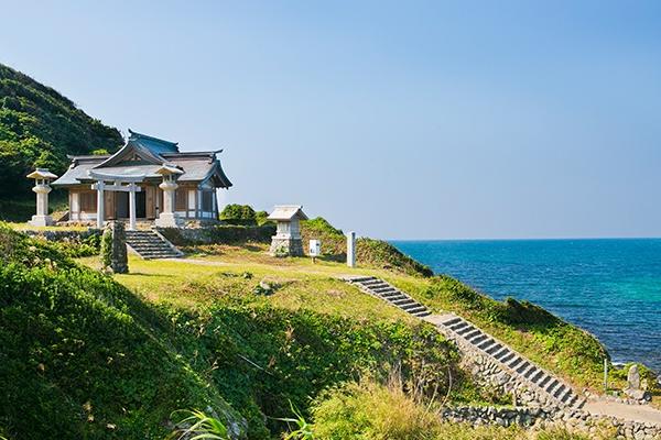 Okonoshima adalah pulau suci di Jepang yang tidak dapat dimasuki oleh wanita pulau ini baru saja dinobatkan sebagai salah satu warisan dunia oleh UNESCO