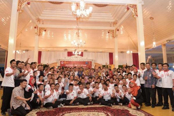 Pemerintah berharap kepada para Pemuda Anti Narkoba yang telah dilatih, diberikan pembekalan dan dikukuhkan untuk berani menyebarkan informasi tentang bahaya narkotika.