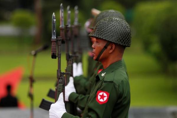 Zaw Win dituding terlibat aktif dalam mendanai kelompok Arakan Rohingya Salvation Army (ARSA).