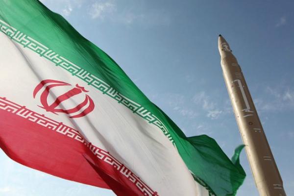 Iran umumkan pihaknya meluncurkan sebuah lini produksi rudal baru pada hari Sabtu hal ini diungkapkan oleh media pemerintah semenjak ketegangan antara Amerika Serikat dan Teheran semakin meningkat