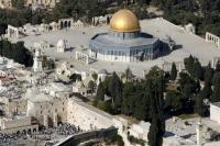 Komunitas Muslim Protes dan Tolak Masuk Masjid Al Aqsa