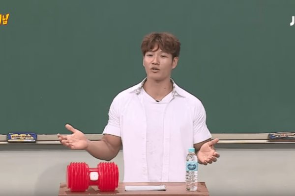 Dalam episode terbaru Knowing Bros Kim Jong Kook menceritakan bagaimana seorang selebriti dengan begitu mudahnya di salah pahami oleh orang-orang