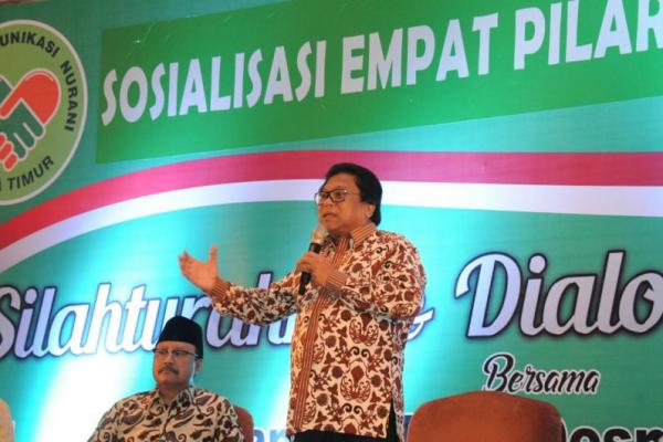 Wakil Ketua MPR Oesman Sapta masyarakat tidak jadi penonton di negeri sendiri